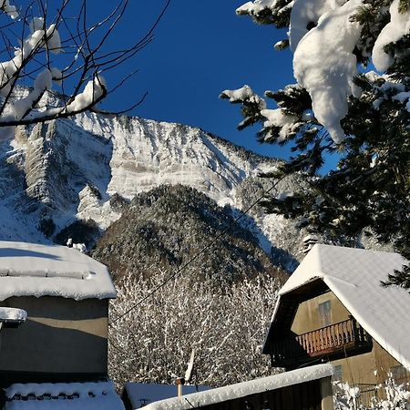 Chalet La Cachette Cyclists & Skiers Ле-Бур-д'Уазан Екстер'єр фото