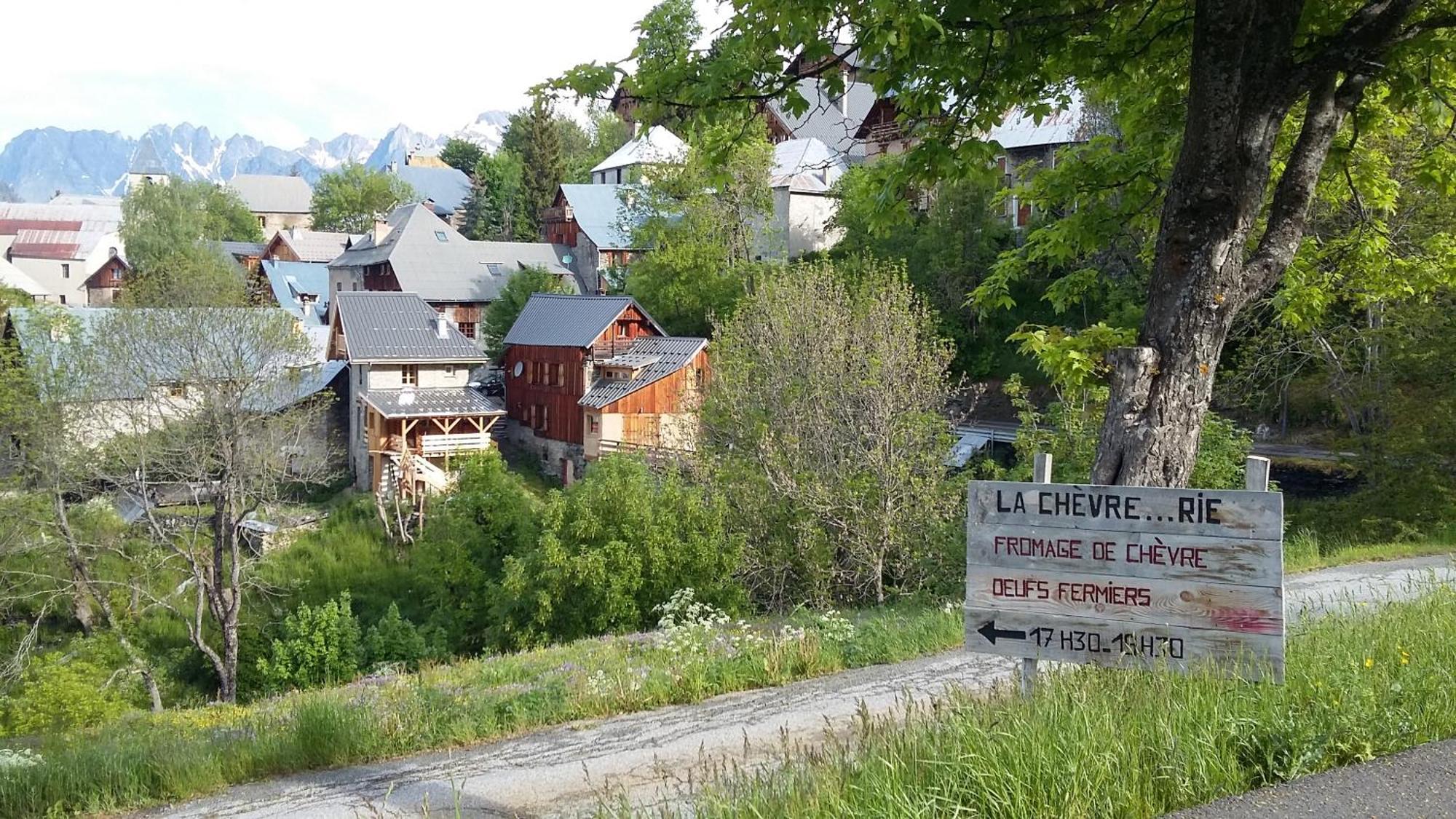 Chalet La Cachette Cyclists & Skiers Ле-Бур-д'Уазан Екстер'єр фото