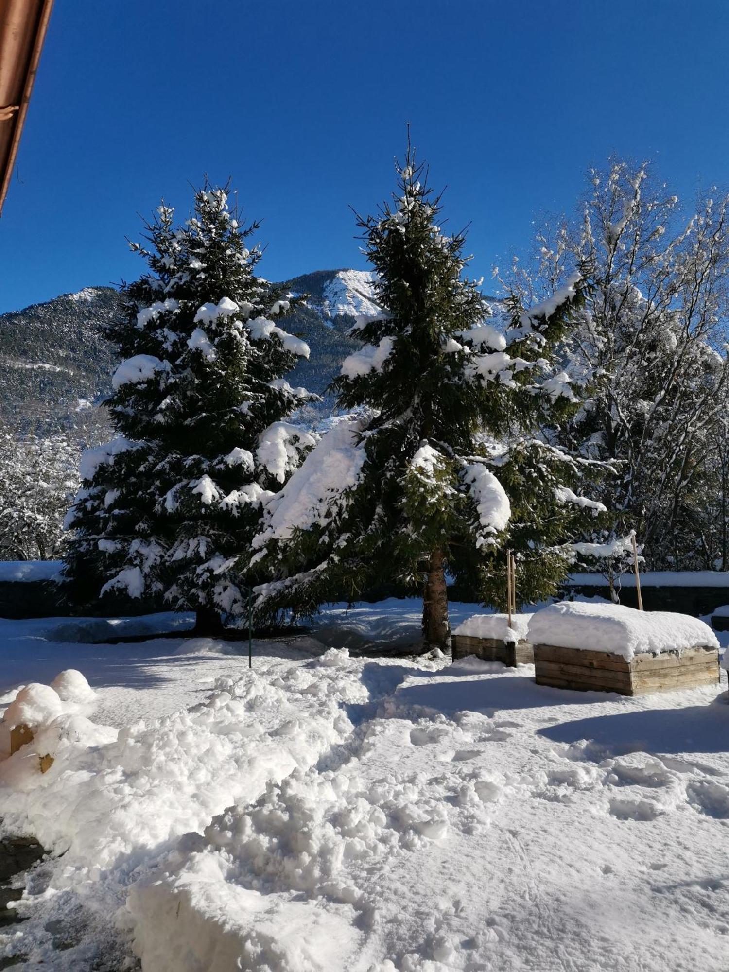 Chalet La Cachette Cyclists & Skiers Ле-Бур-д'Уазан Екстер'єр фото